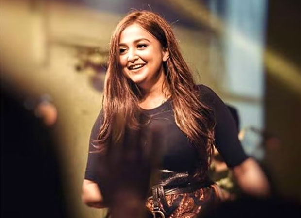 Monali Thakur Abruptly Ends Varanasi Concert; Slams Organizers for Mismanagement, Calls Them “Unethical and Irresponsible”