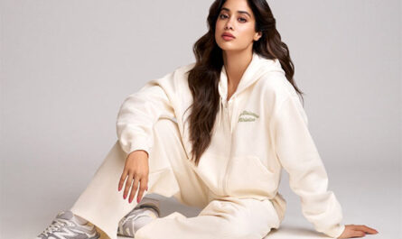 https://stat5.bollywoodhungama.in/wp-content/uploads/2025/12/Janhvi-Kapoor-becomes-New-Balances-first-Indian-brand-ambassador-620.jpg