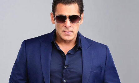 https://stat4.bollywoodhungama.in/wp-content/uploads/2025/12/Salman-Khan-1-3.jpg