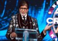 https://stat5.bollywoodhungama.in/wp-content/uploads/2026/01/Amitabh-Bachchan-bids-adieu-to-KBC-17.jpg