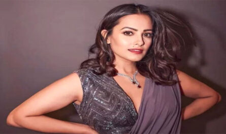 https://stat5.bollywoodhungama.in/wp-content/uploads/2026/07/Anita-Hassanandani-opens-up-about-choosing-roles-over-money-I-am-always-hungry-for-better-roles-than-more-money.jpeg