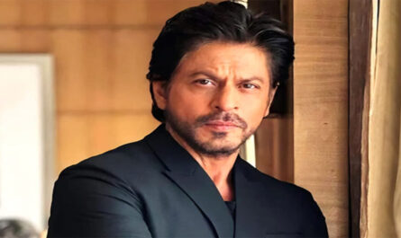 https://stat5.bollywoodhungama.in/wp-content/uploads/2026/07/Shah-Rukh-620.jpeg